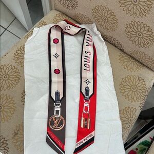 Louis Vuitton Red and Black Silk Twilly